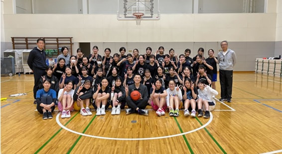 【バスケットボール部】練習に女子日本代表ヘッドコーチの恩塚亨さんが来てくださいました！